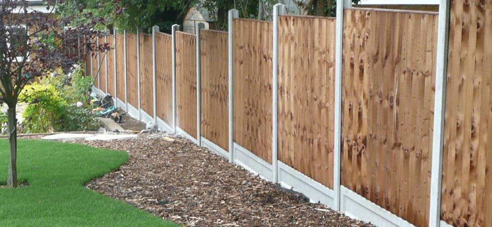 Garden Fencing in Havering Romford Essex